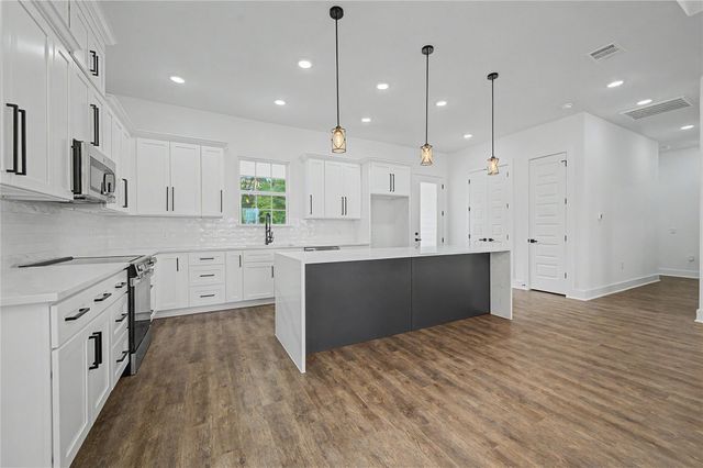 30912 Brown Pine Street, Huffman, TX 77336