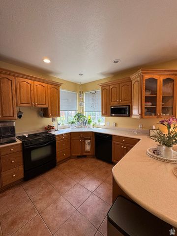 28 E 1600 S, Payson, UT 84651