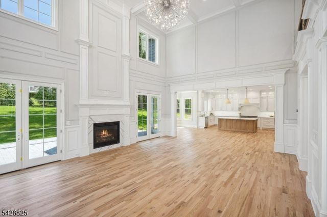 63 Hillside Ave, Livingston Twp., NJ 07039