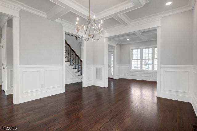 63 Hillside Ave, Livingston Twp., NJ 07039