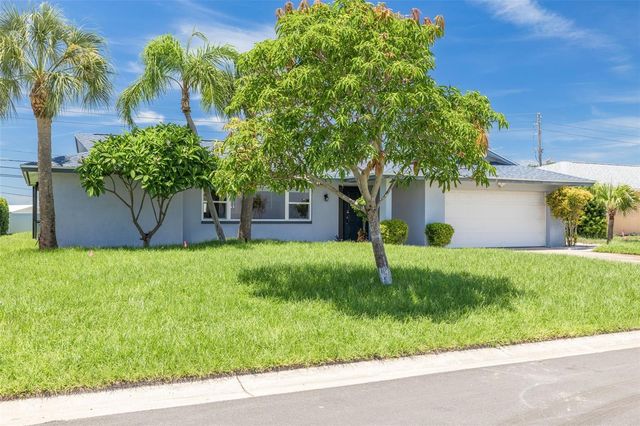 8960 140TH STREET, Seminole, FL 33776