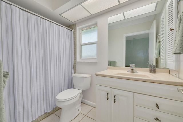 8960 140TH STREET, Seminole, FL 33776