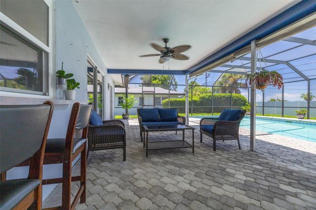 8960 140TH STREET, Seminole, FL 33776