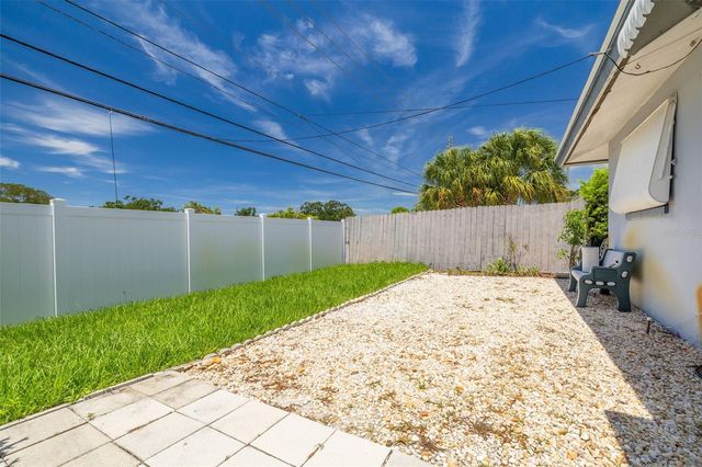 8960 140TH STREET, Seminole, FL 33776