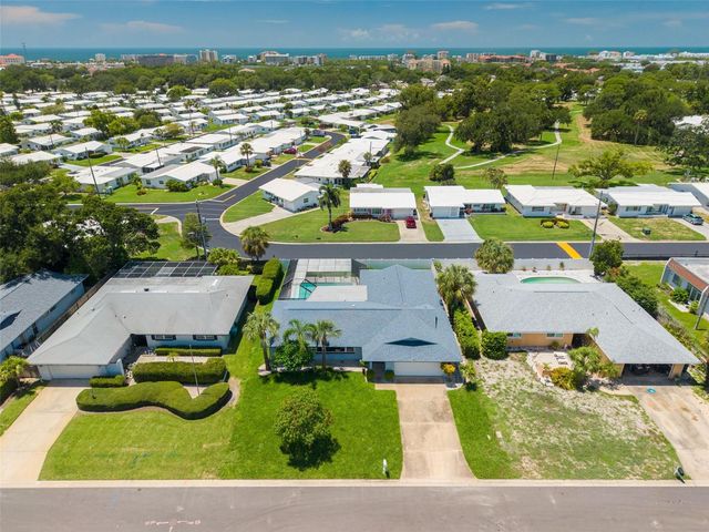 8960 140TH STREET, Seminole, FL 33776
