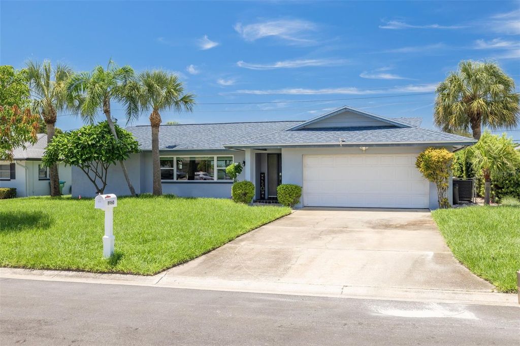 8960 140TH STREET, Seminole, FL 33776