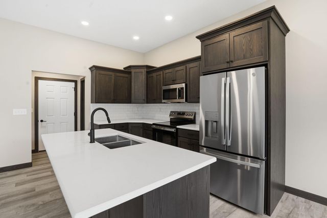 3452 Jamestown Drive, Zanesville, OH 43701