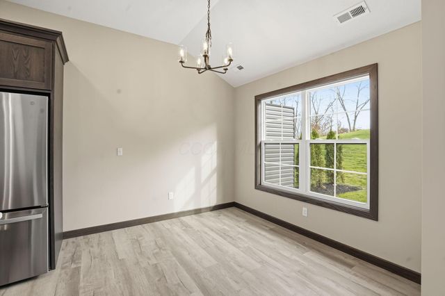 3452 Jamestown Drive, Zanesville, OH 43701