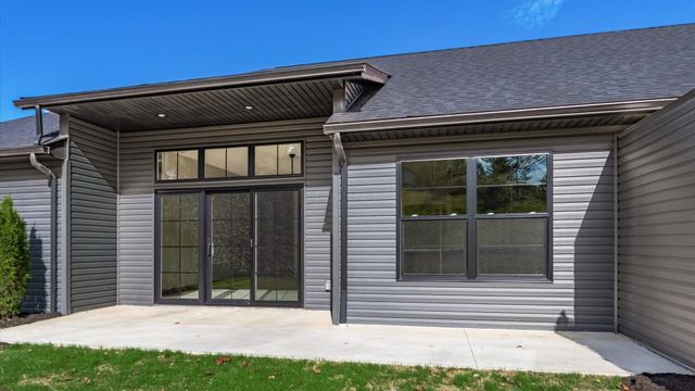 3452 Jamestown Drive, Zanesville, OH 43701