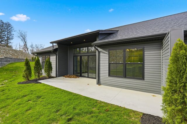 3452 Jamestown Drive, Zanesville, OH 43701