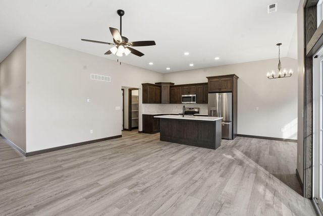 3452 Jamestown Drive, Zanesville, OH 43701