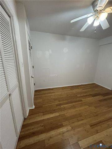 16 Wharfside Rd, Henrico, VA 23228