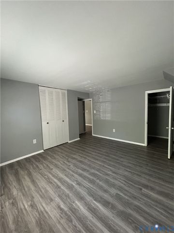 16 Wharfside Rd, Henrico, VA 23228