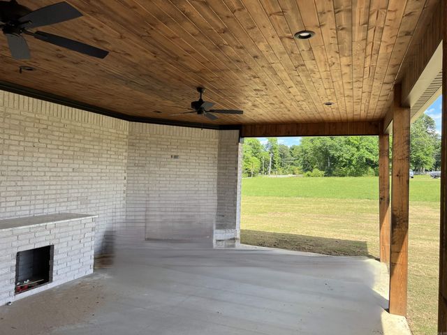 100 Liberty Oaks Trail, Alexander, AR 72002