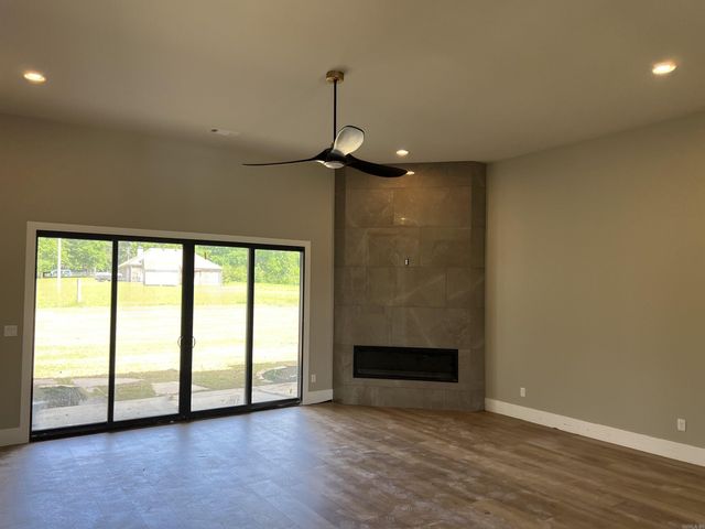 100 Liberty Oaks Trail, Alexander, AR 72002