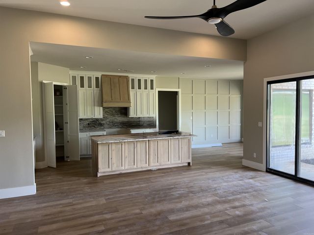 100 Liberty Oaks Trail, Alexander, AR 72002