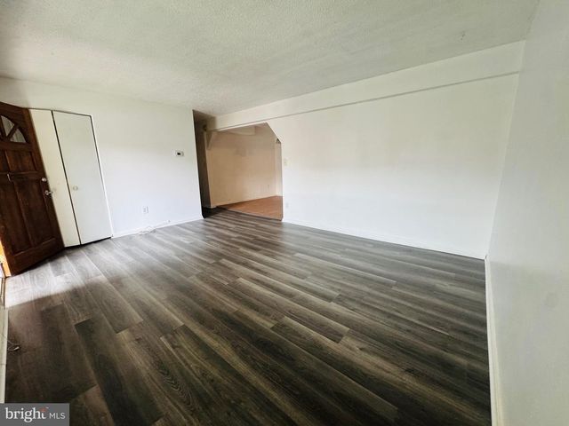7990 LAKECREST DR, Greenbelt, MD 20770