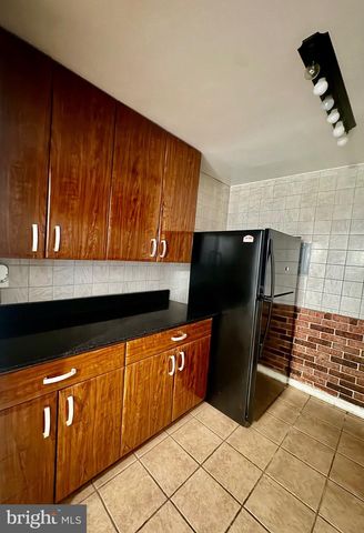 7990 LAKECREST DR, Greenbelt, MD 20770