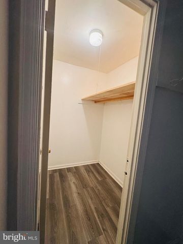 7990 LAKECREST DR, Greenbelt, MD 20770