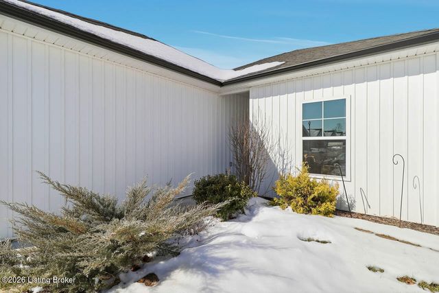 322 Jackson Way, Charlestown, IN 47111