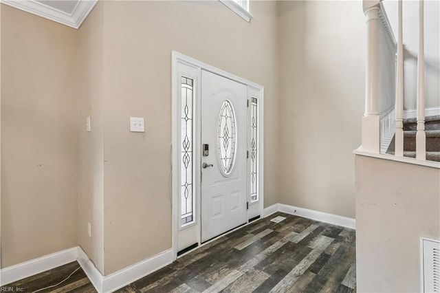 12 Edith Key ST, Hampton, VA 23666