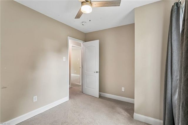 12 Edith Key ST, Hampton, VA 23666