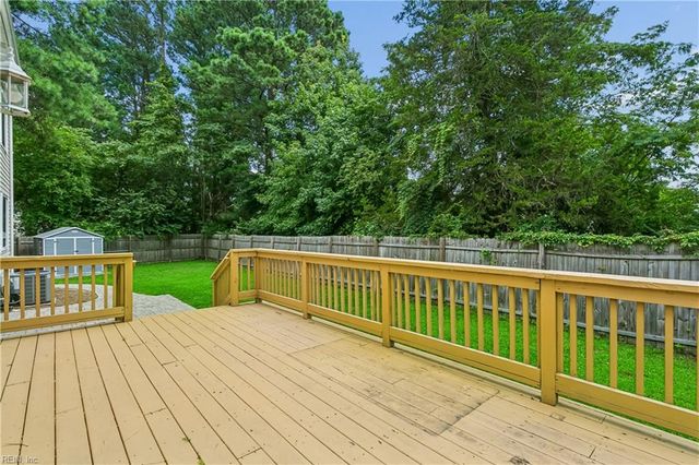 12 Edith Key ST, Hampton, VA 23666