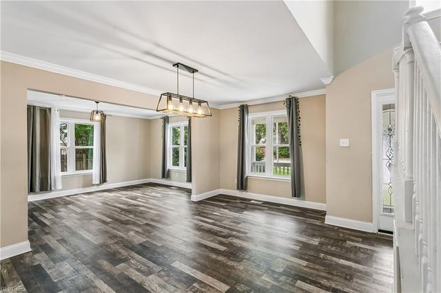 12 Edith Key ST, Hampton, VA 23666