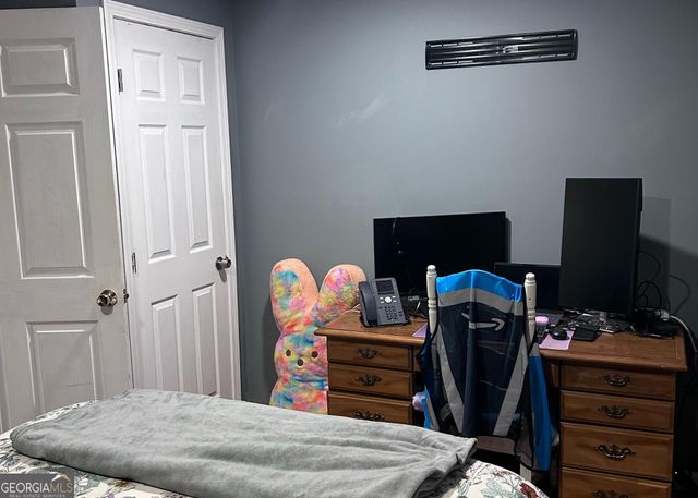 100 GORDONS LAKE Drive, Temple, GA 30179