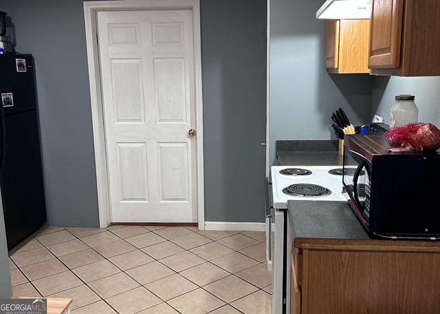 100 GORDONS LAKE Drive, Temple, GA 30179