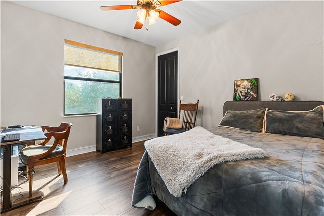 5616 40th Avenue, Vero Beach, FL 32967