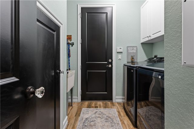 5616 40th Avenue, Vero Beach, FL 32967