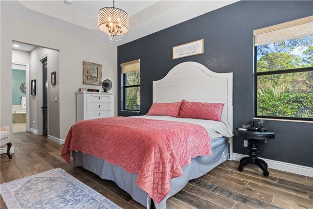 5616 40th Avenue, Vero Beach, FL 32967