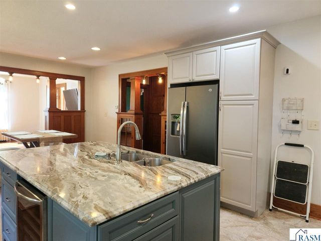 622 Nicollet Avenue, North Mankato, MN 56003