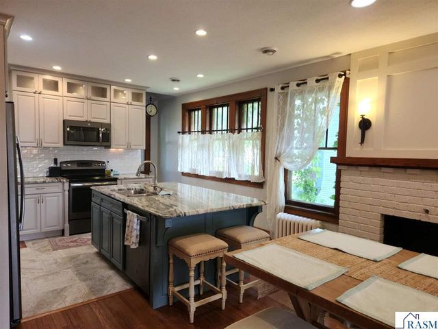 622 Nicollet Avenue, North Mankato, MN 56003