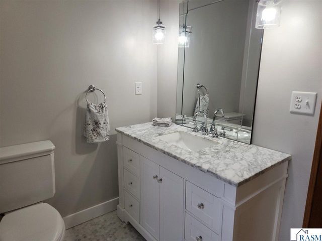 622 Nicollet Avenue, North Mankato, MN 56003