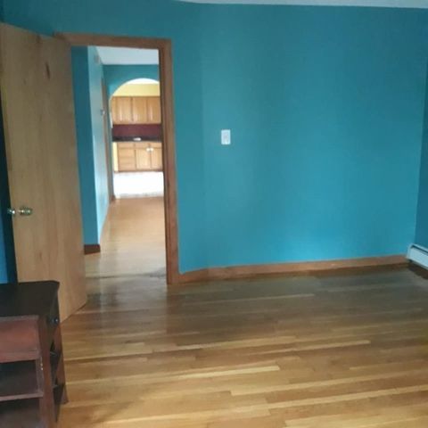 13 Knowlton St, Somerville, MA 02145