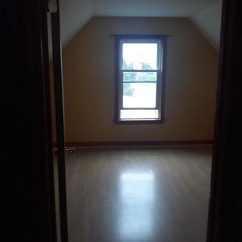 13 Knowlton St, Somerville, MA 02145