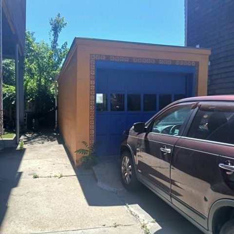 13 Knowlton St, Somerville, MA 02145