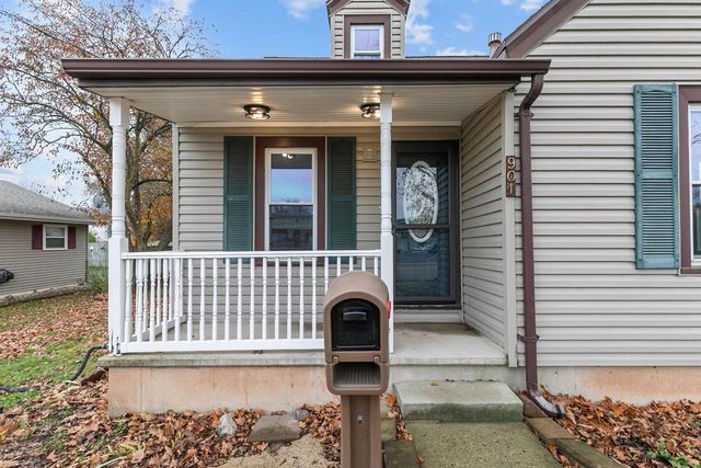 901 9TH STREET, Menasha, WI 54952