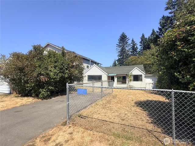 1919 Guy Wetzel Road, Port Orchard, WA 98366