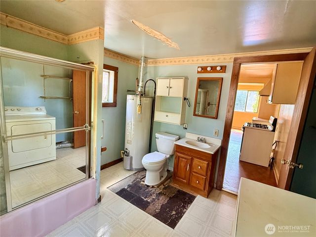 1919 Guy Wetzel Road, Port Orchard, WA 98366