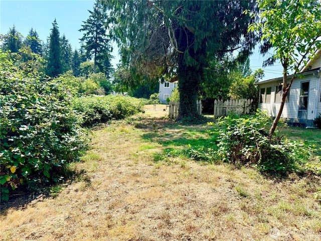 1919 Guy Wetzel Road, Port Orchard, WA 98366