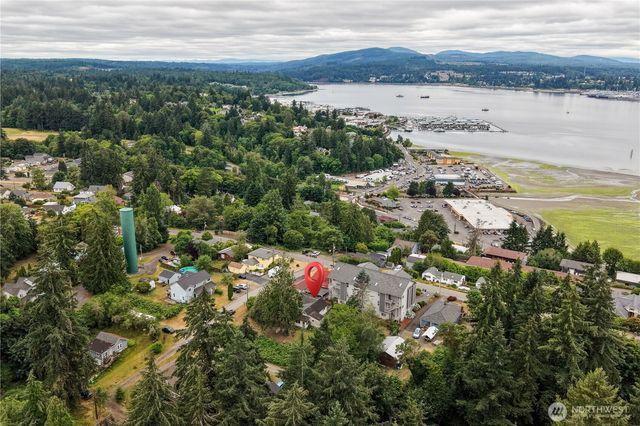 1919 Guy Wetzel Road, Port Orchard, WA 98366