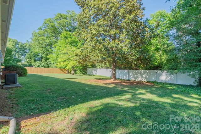 905 Kildee Drive, Lexington, NC 27292
