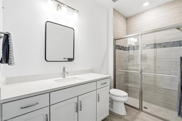 9831 Everglades DR, Naples, FL 34120