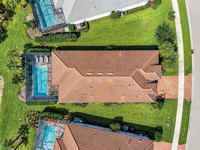 9831 Everglades DR, Naples, FL 34120