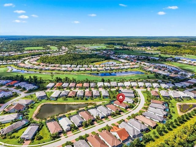 9831 Everglades DR, Naples, FL 34120