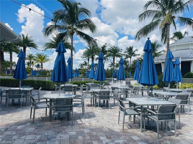9831 Everglades DR, Naples, FL 34120