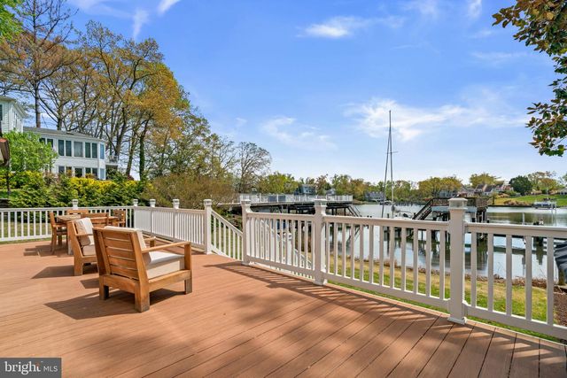 25 LEELAND RD, Edgewater, MD 21037